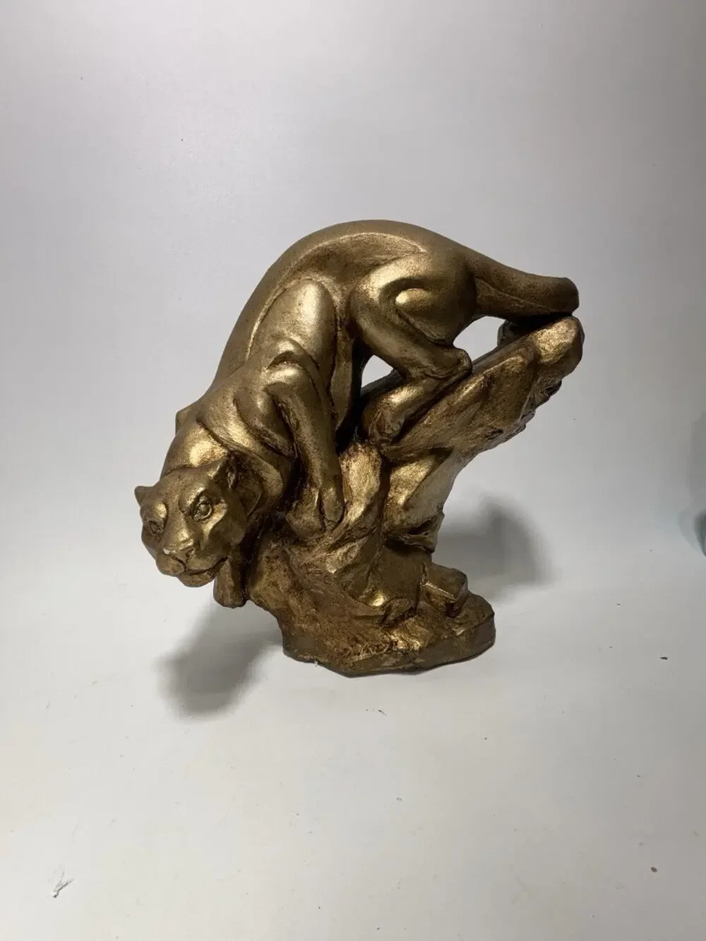 Trace Guthrie Signed 1990 Cougar Mountain Lion Sculpture Bronze Finish 18.5 Lbs